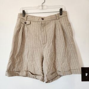 🌸Vintage Rafaella khaki pinstriped high-waisted shorts Size 14 (10)